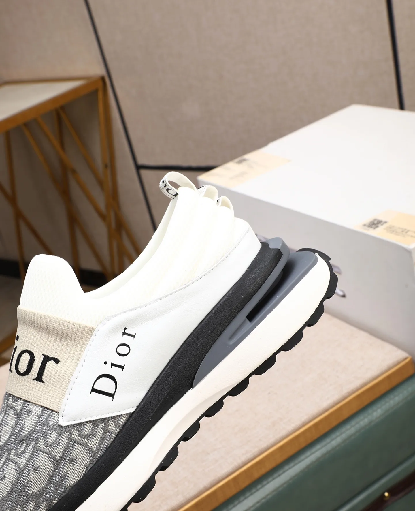 Men's men's shoes💰460 🌹🌹[Dior] 2025 latest model🙈original replica! 👟👟👟You can go to the top-notch workmanship. The upper is made of Italian 🇮🇹imported cowhide. The mesh lining is suitable for travel. The original replica outsole makes it suitable for all kinds of travel, showing low-key luxury. Let quality speak for itself. Color: Size: 38-44